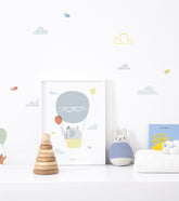UP ! - Affiche encadrée enfant - Éléphant en montgolfière